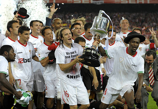 比赛胜负背 比赛胜负背